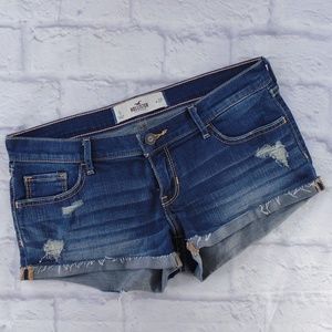 HOLLISTER Low Rise Distressed Denim Shorts Sz 5